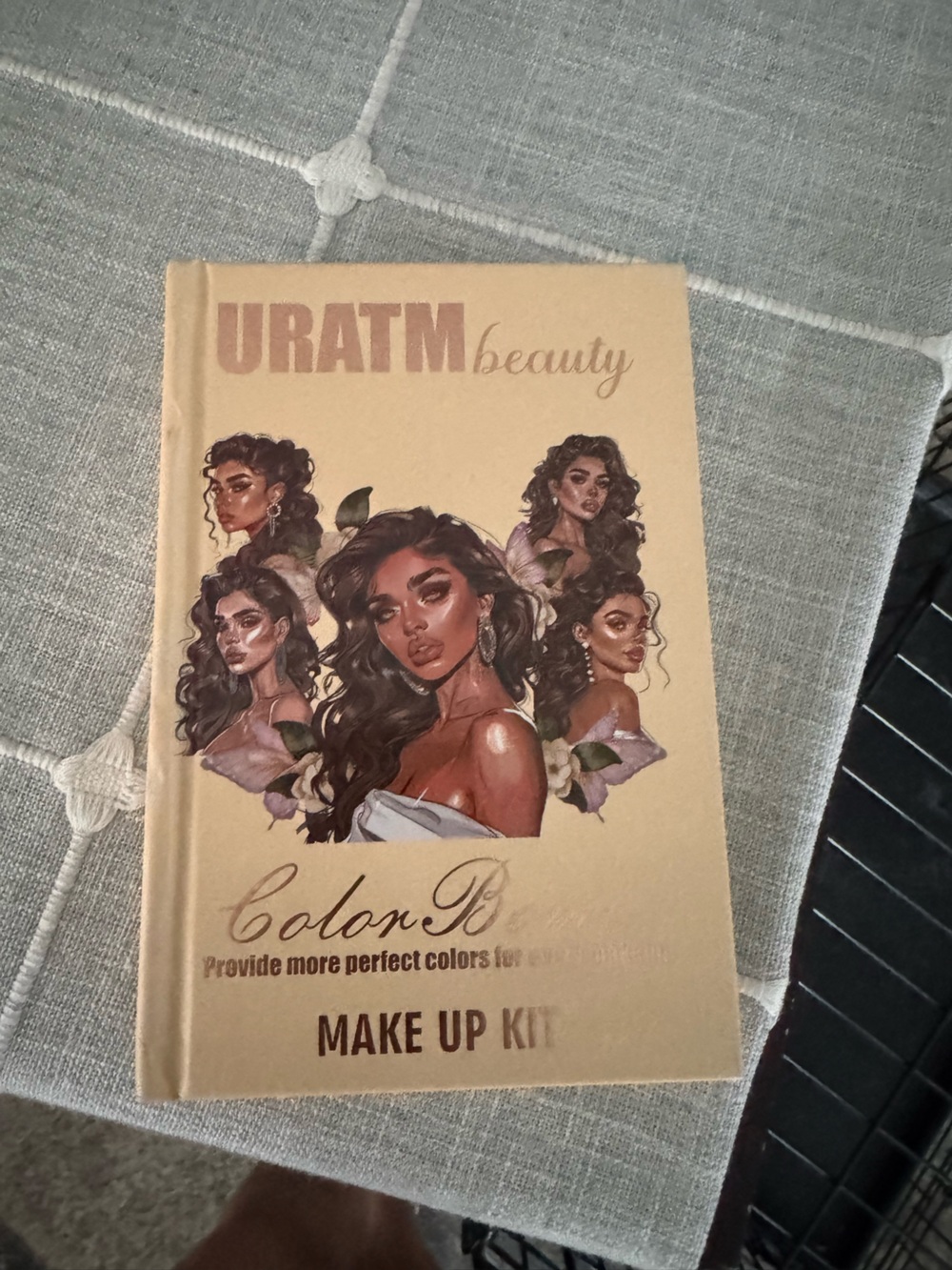URATM Beauty Color Palette - Cream Tone